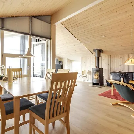 Holiday home Emelia - 50m From The Sea In Nw Jutland By Interhome *