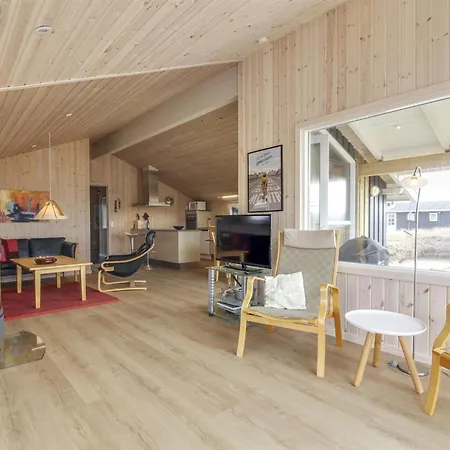 Emelia - 50m From The Sea In Nw Jutland By Interhome *