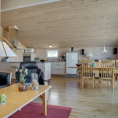 Holiday home Emelia - 50m From The Sea In Nw Jutland By Interhome